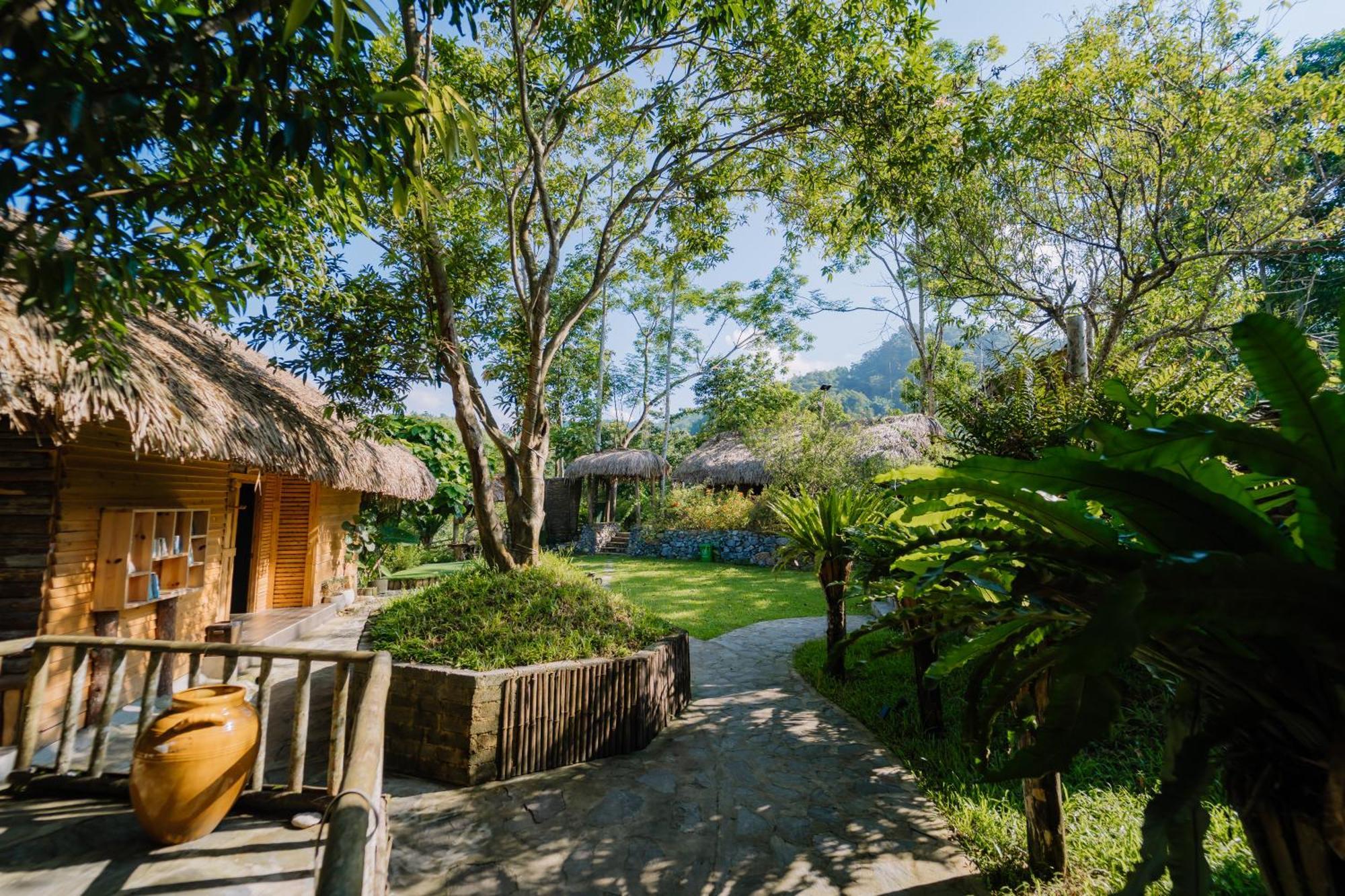 Ha Giang Xanh Retreat - Trekking, Tour, Motorbike Rental Exterior photo