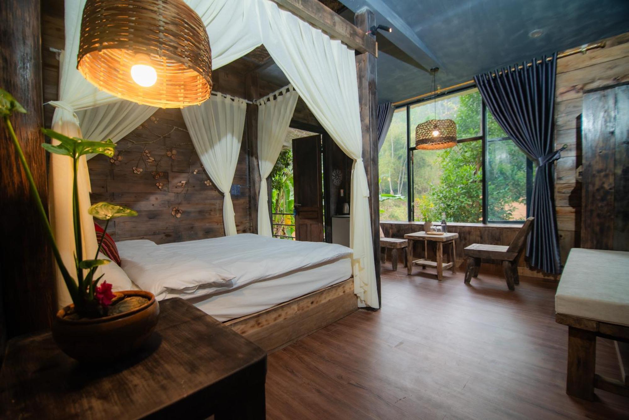 Ha Giang Xanh Retreat - Trekking, Tour, Motorbike Rental Exterior photo